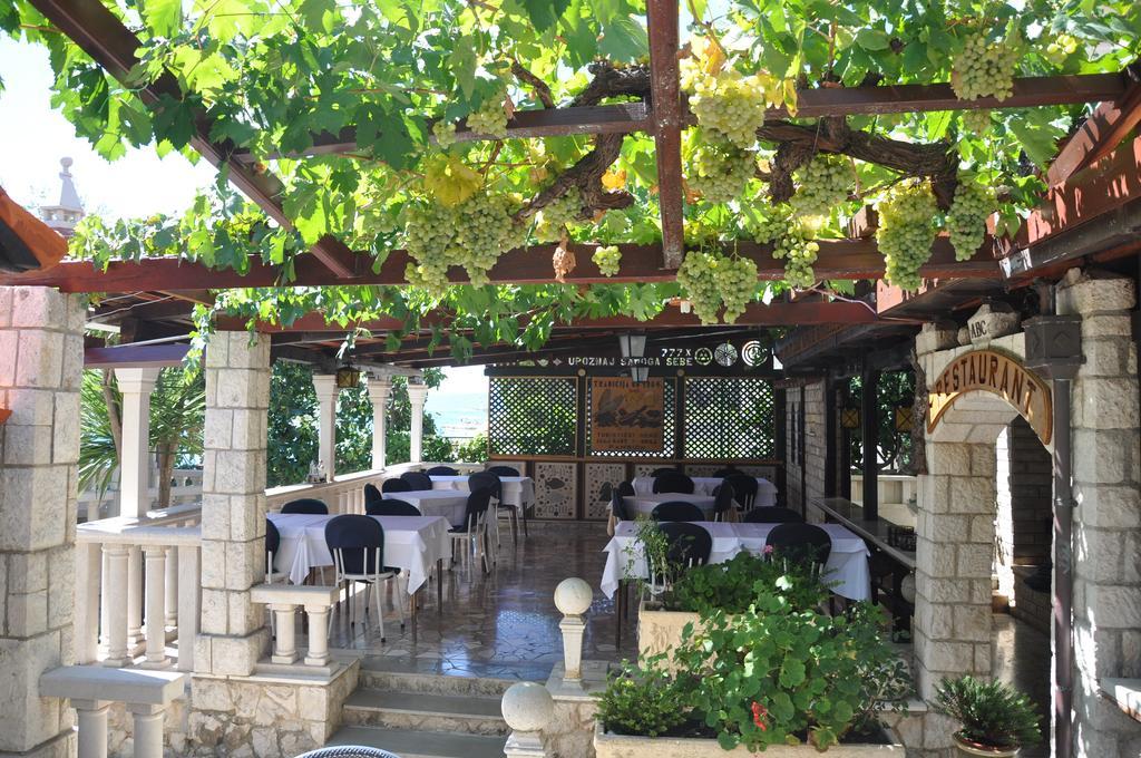 Villa Segetski Dvori - Tradition Since 1964 Seget Donji Exterior photo